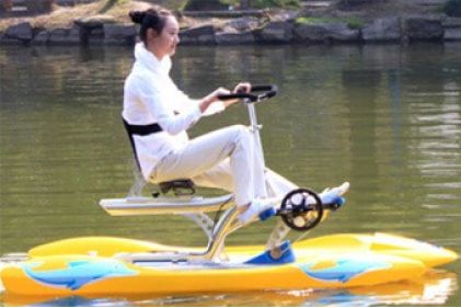 Single person water bike